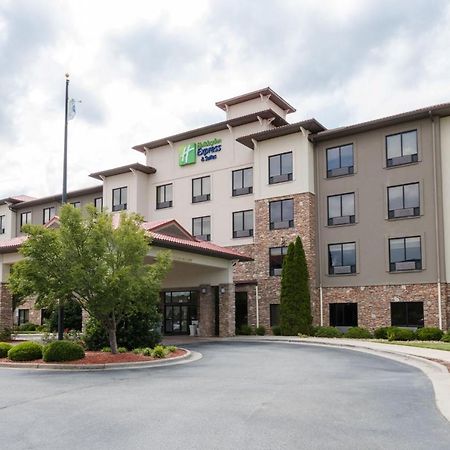 Holiday Inn Express & Suites Lexington North West-The Vineyard By Ihg Екстер'єр фото
