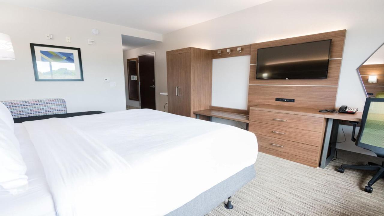 Holiday Inn Express & Suites Lexington North West-The Vineyard By Ihg Екстер'єр фото