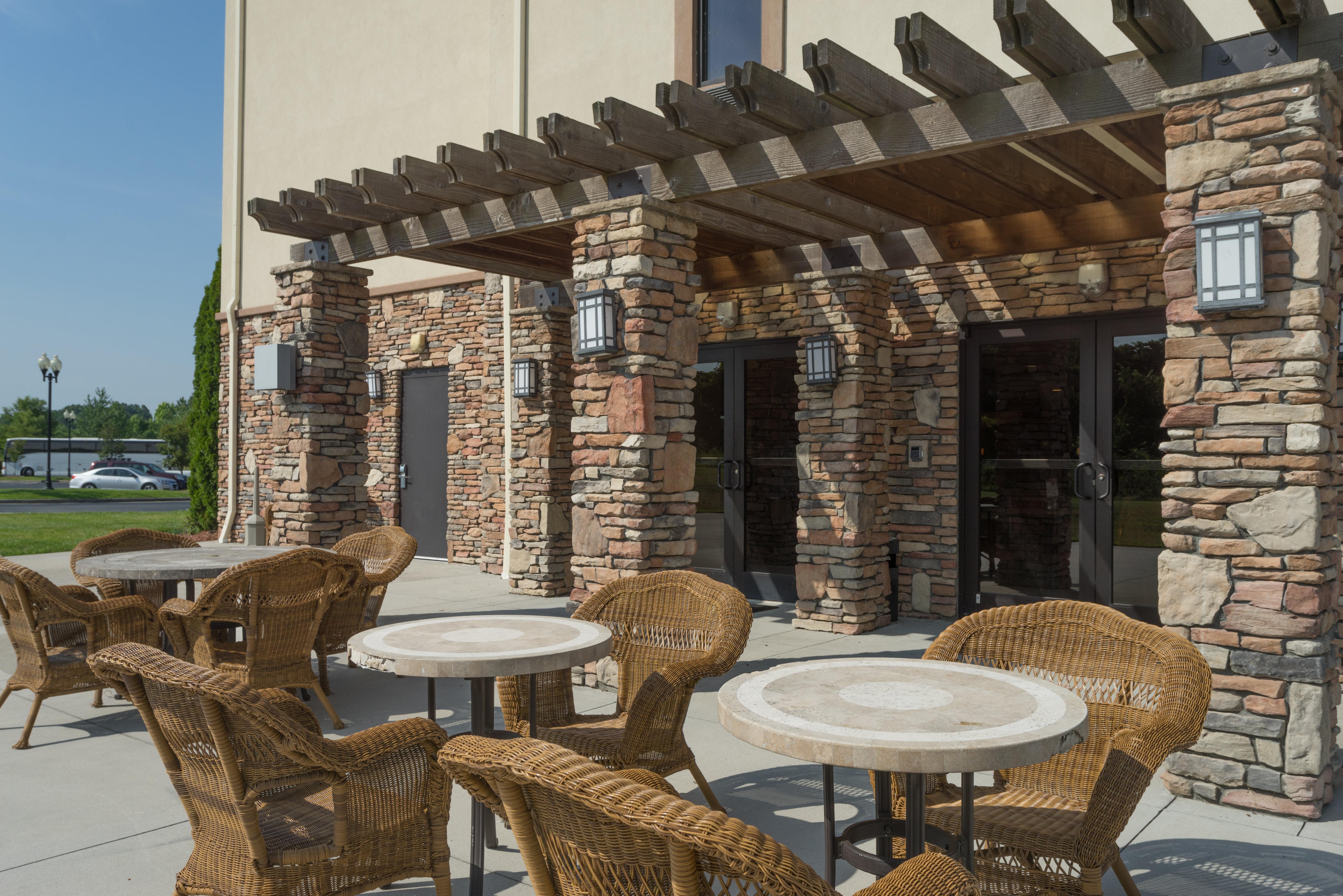 Holiday Inn Express & Suites Lexington North West-The Vineyard By Ihg Екстер'єр фото